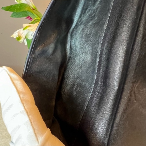 GUCCI Crocodile Continental Long Wallet - Picture 4 of 8